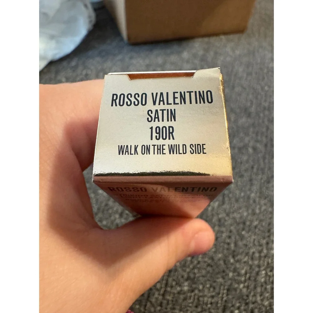 Valentino Rosso Satin Lipstick 190R Walk On The Wild Side